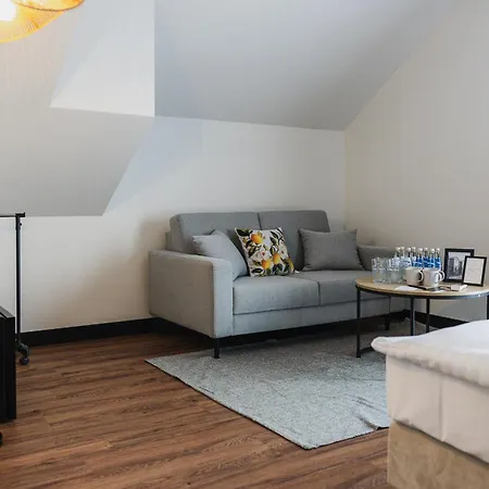 Na Stawach 24 Stary Sącz